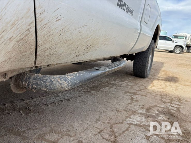 ford-f250-xl-image-26