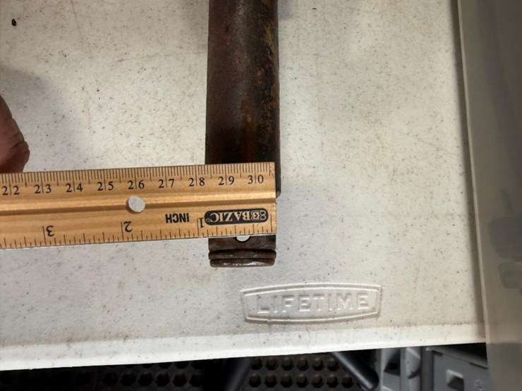 impact-wrench,-angle-grinder,-and-vise-image-4