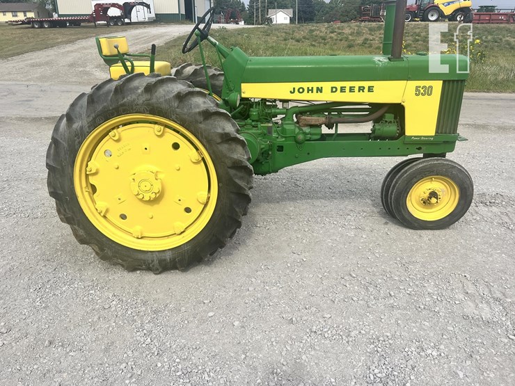 john-deere-530-image-17