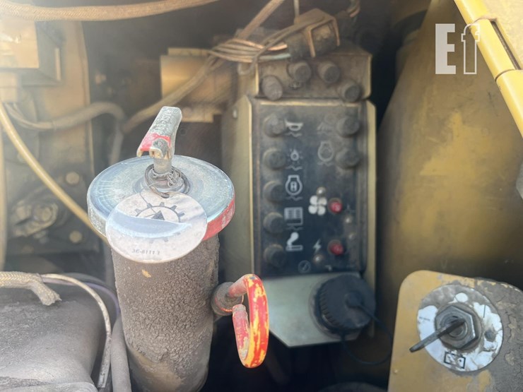 caterpillar-d6h-xl-image-4