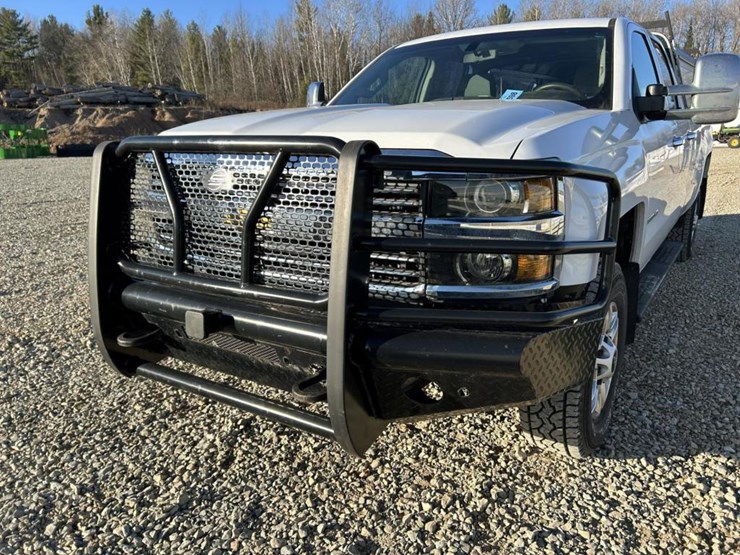 2015-chevrolet-silverado-2500hd-image-69