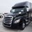 2021-freightliner-cascadia-126-image-1