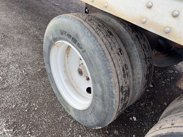 2005-great-dane-53-image-6