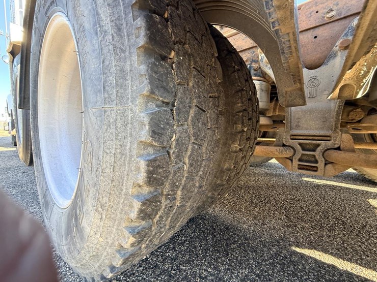 1993-kenworth-t800b-image-68