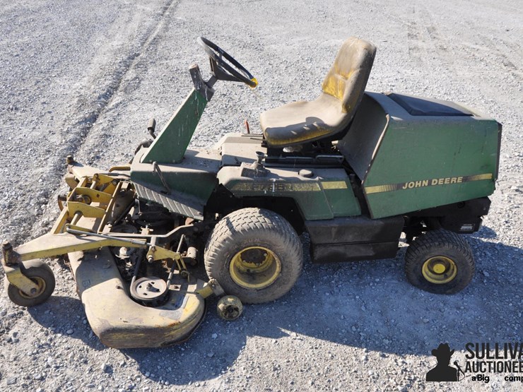 john-deere-f725-image-8