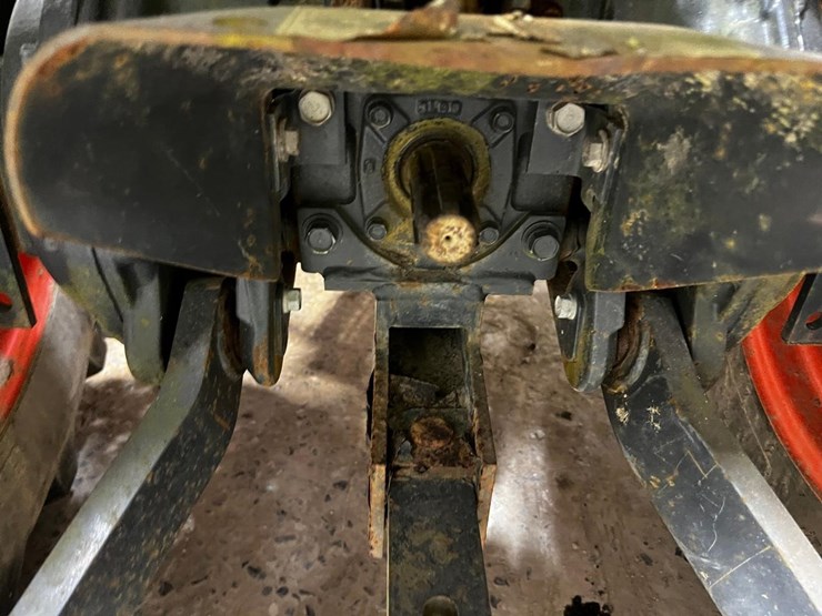 2014-kubota-l3901hst-image-15