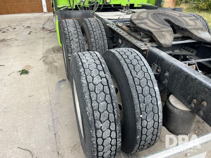 kenworth-t680-image-34