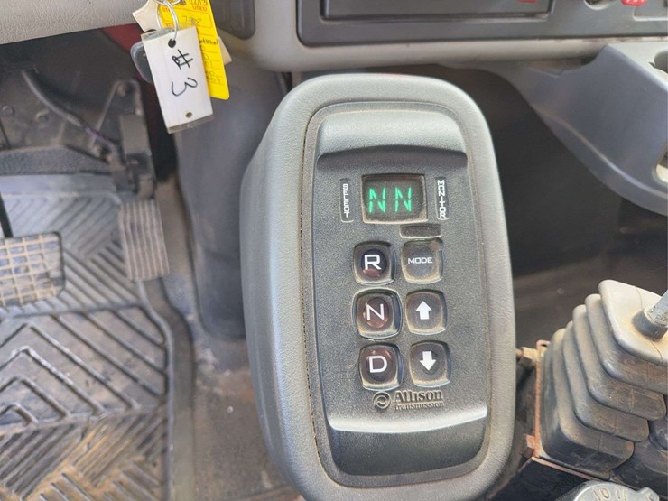 2013-international-workstar-7400-image-68