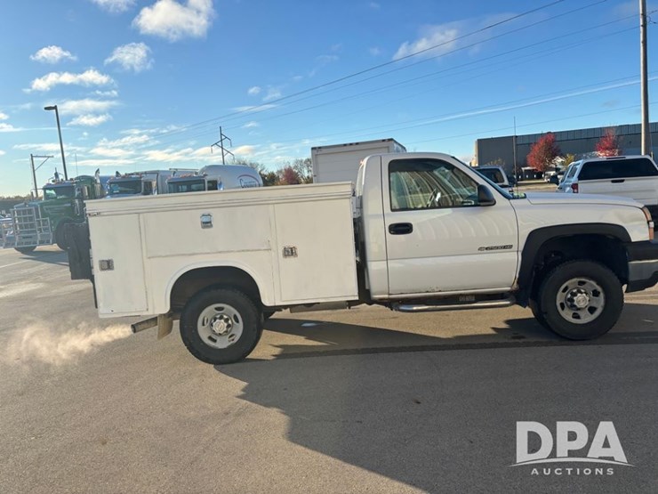 chevrolet-2500hd-image-13