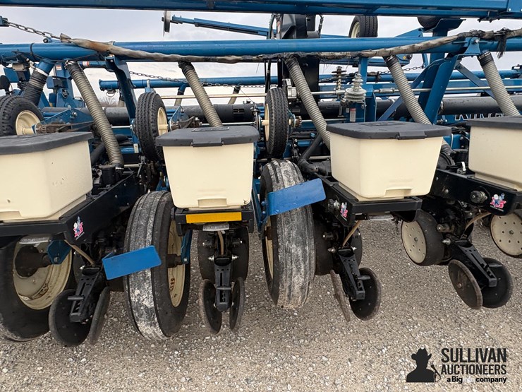 kinze-3800-image-20