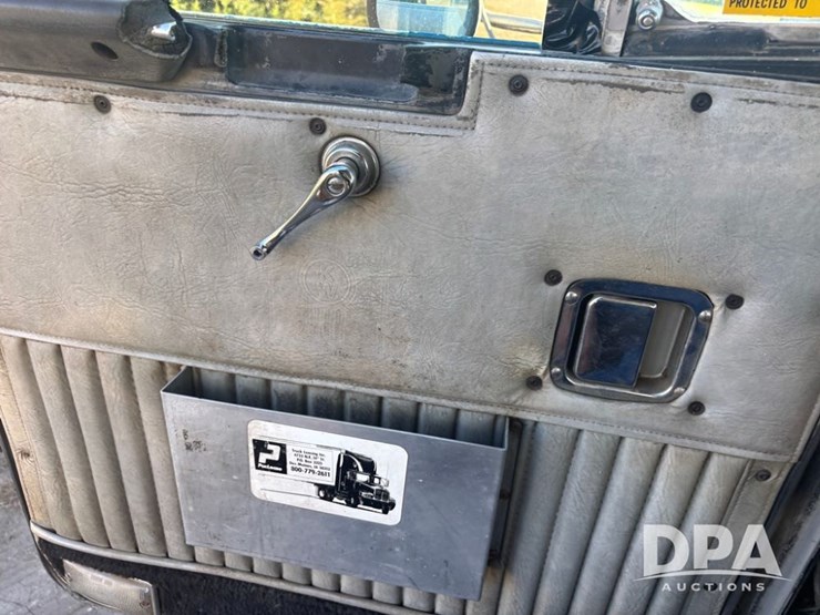 kenworth-t600-image-69