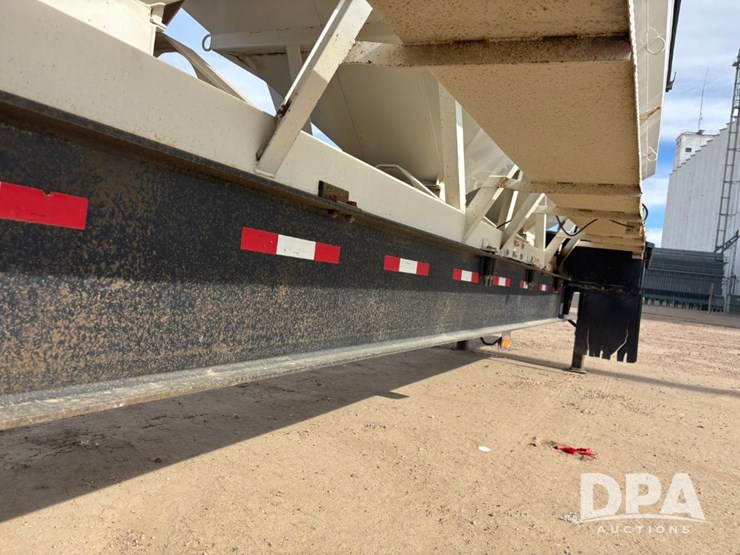 neville-tender-trailer-image-46