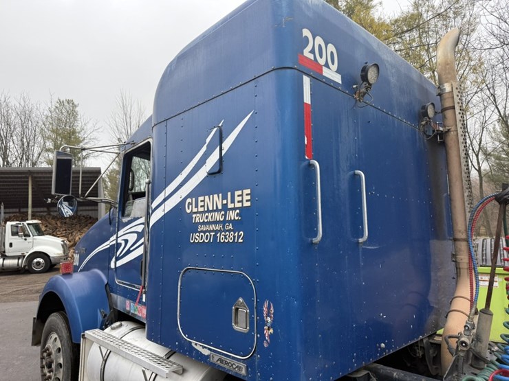 2003-kenworth-t800-image-33