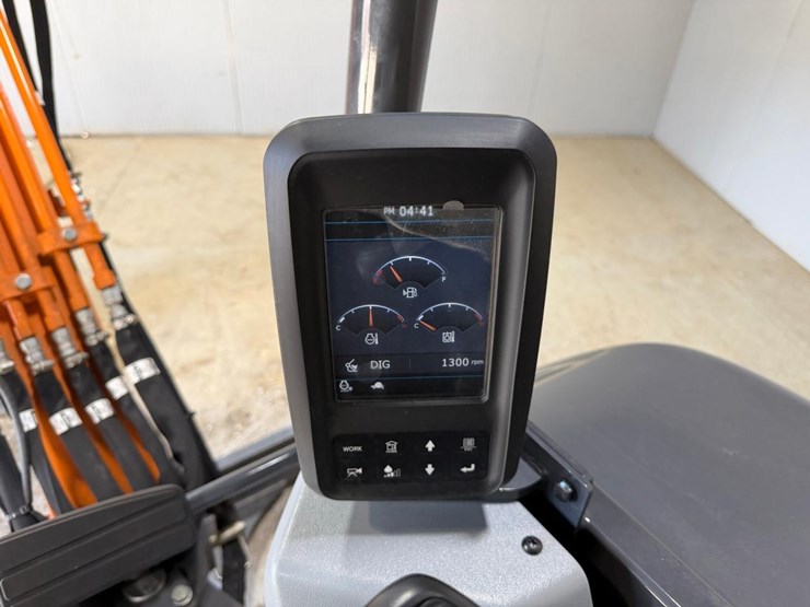 2026-develon-dx27z-7-image-27