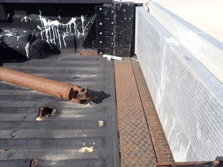 2013-dodge-ram-1500-image-31