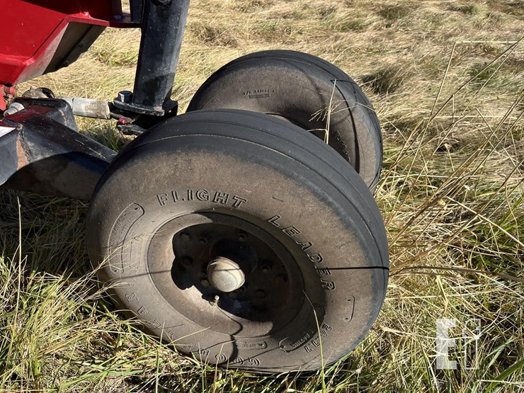 land-pride-commander-image-10