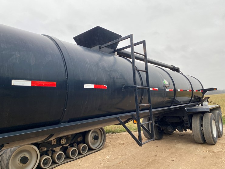 #1031-•-2014-northern-6000-gallon-semi-manure-tanker-trailer(has-wi-title)-(kewaunee,-wi)-image-21
