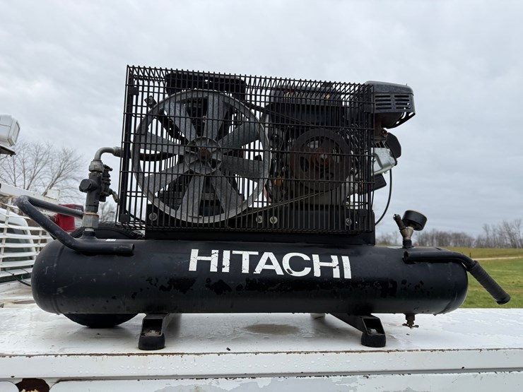 2009-ford-f550-image-40