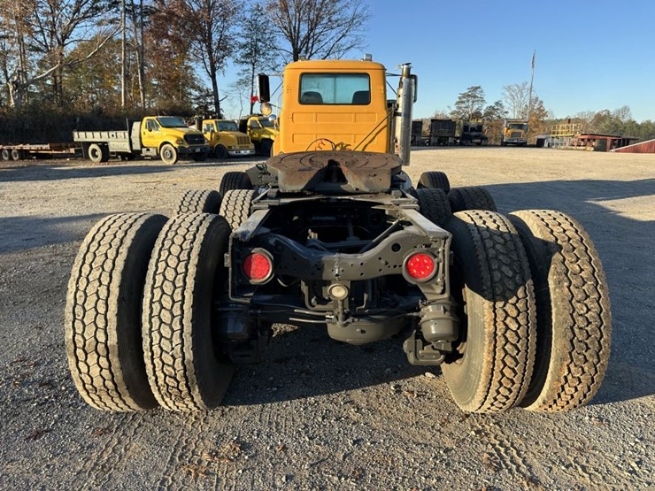 1996-mack-rd688s-image-4