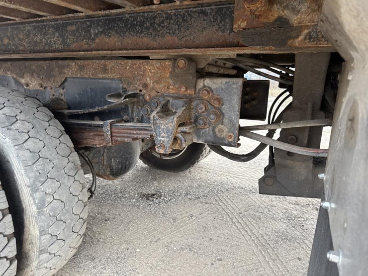 2007-ford-f650-image-46