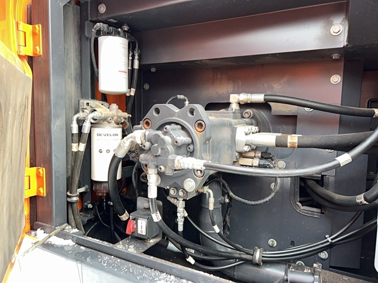 2022-doosan-dx300-lc-5-image-18