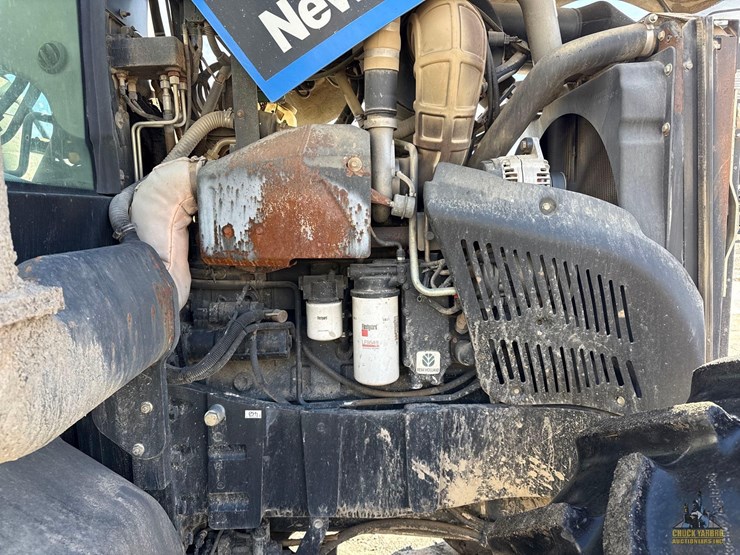 new-holland-tg215-image-23