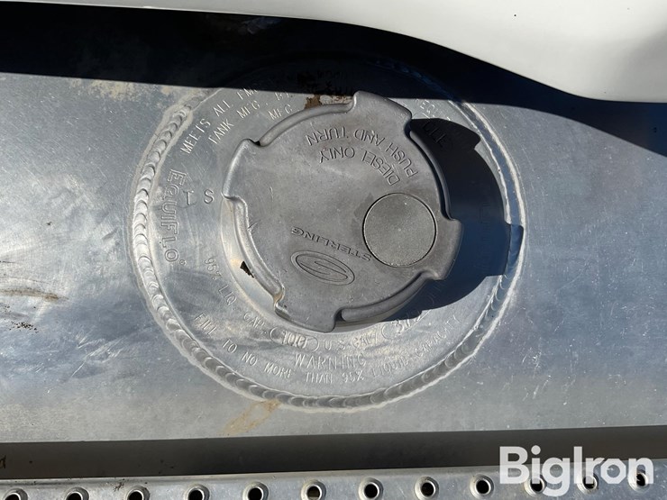 2007-sterling-at9500-image-12