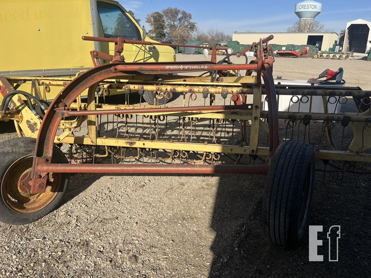 new-holland-258-image-2