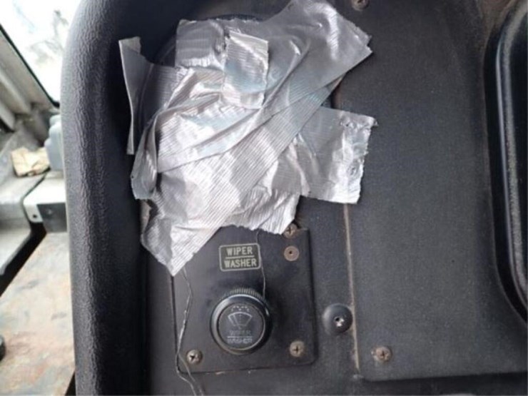 2015-freightliner-mt55-image-20