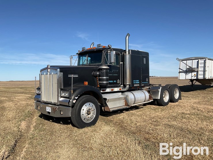 1985-kenworth-w900-t/a-truck-tractor-image-1