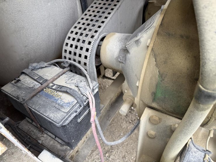 john-deere-12-image-36