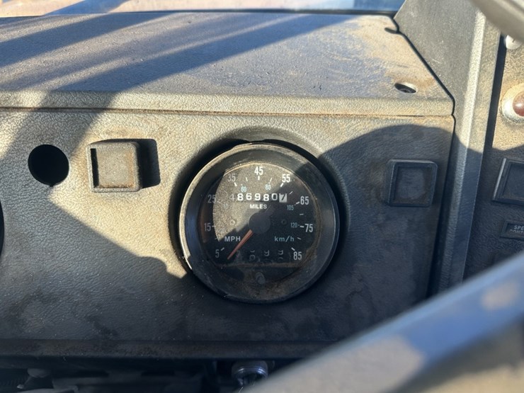 mack-rd688s-image-35