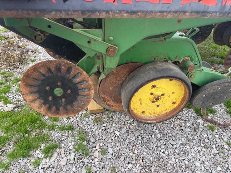john-deere-7200-image-6