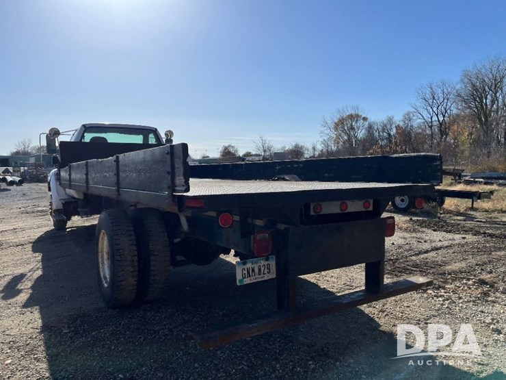 ford-f650-xlt-image-11