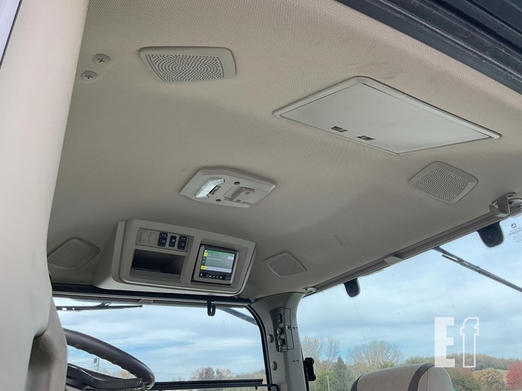 john-deere-8r-250-image-6