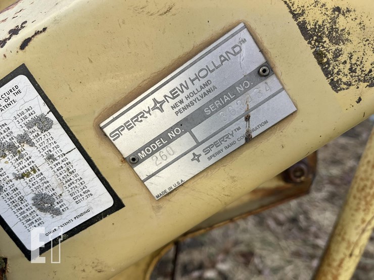 new-holland-260-image-7