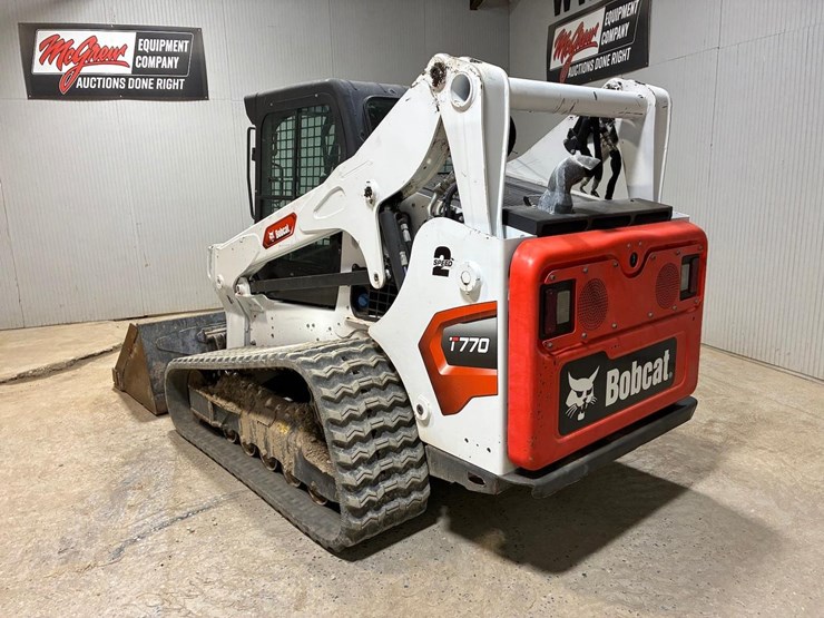 2023-bobcat-t770-image-3