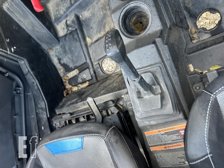 2022-polaris-rzr-1000-image-32