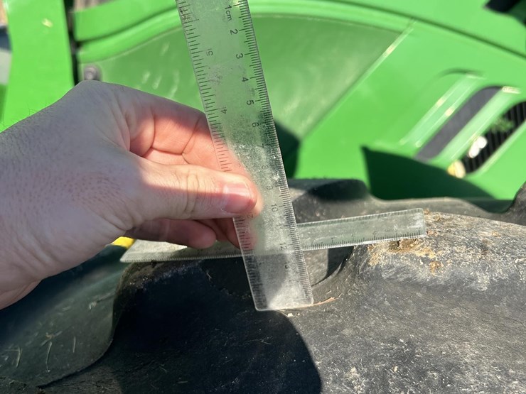 2021-john-deere-6175m-image-15