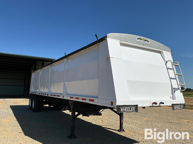 2006-wheeler-t/a-steel-grain-trailer-image-3