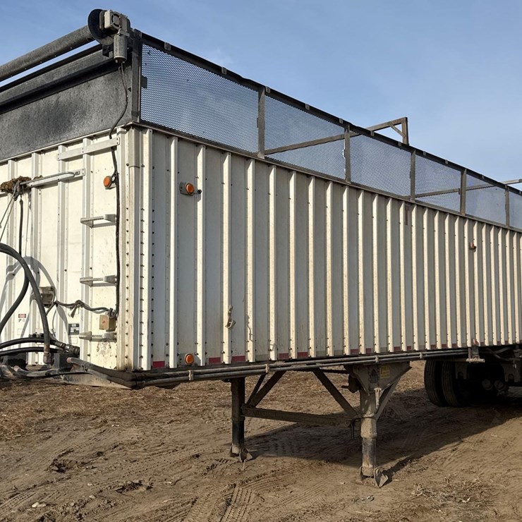 2010 Imco Silage Trailer