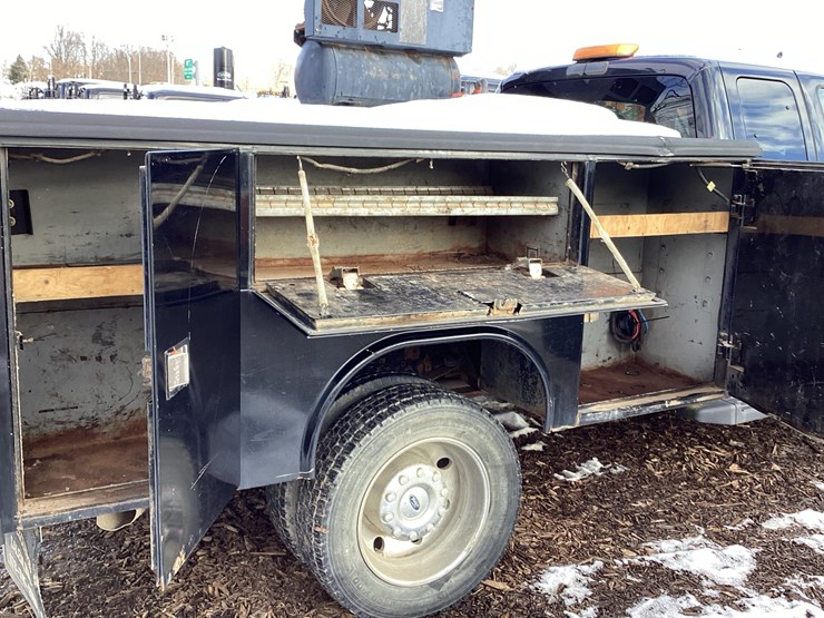 2015-ford-f550-image-4