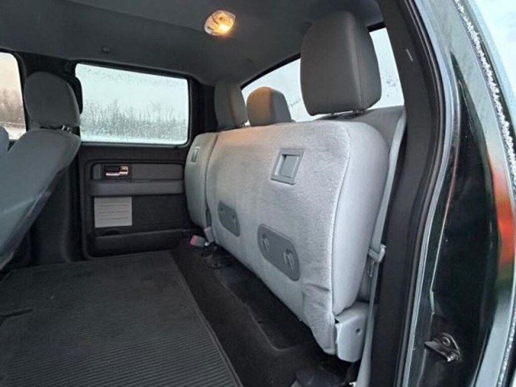 2012-ford-f150-xlt-image-25