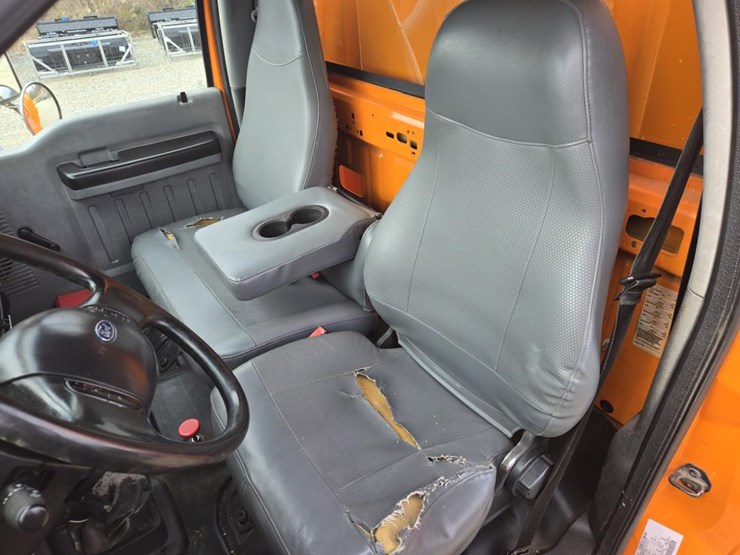 2015-ford-f650-image-34