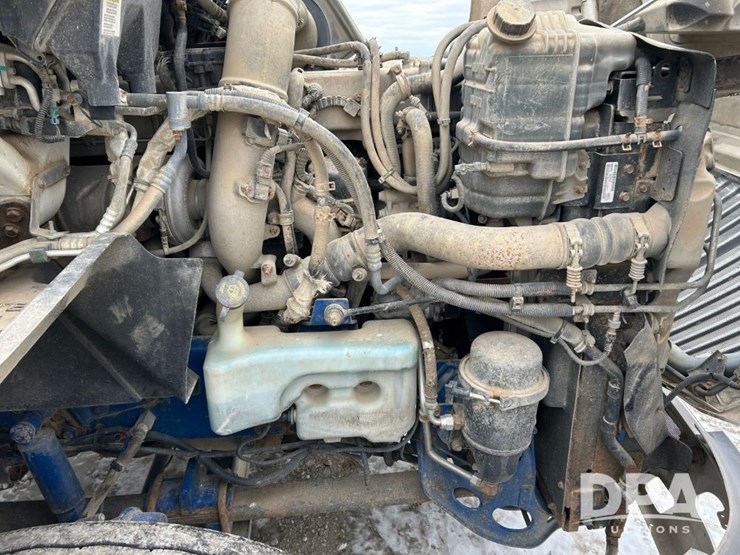 international-prostar-image-69