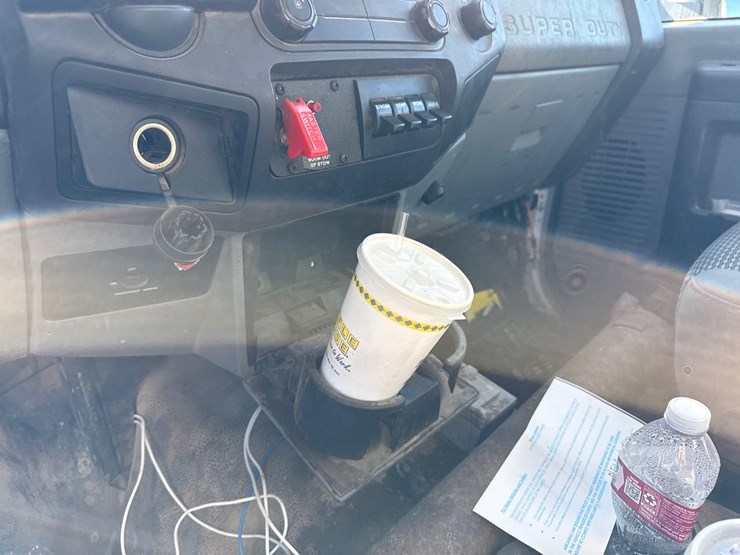 2012-ford-f550-image-39