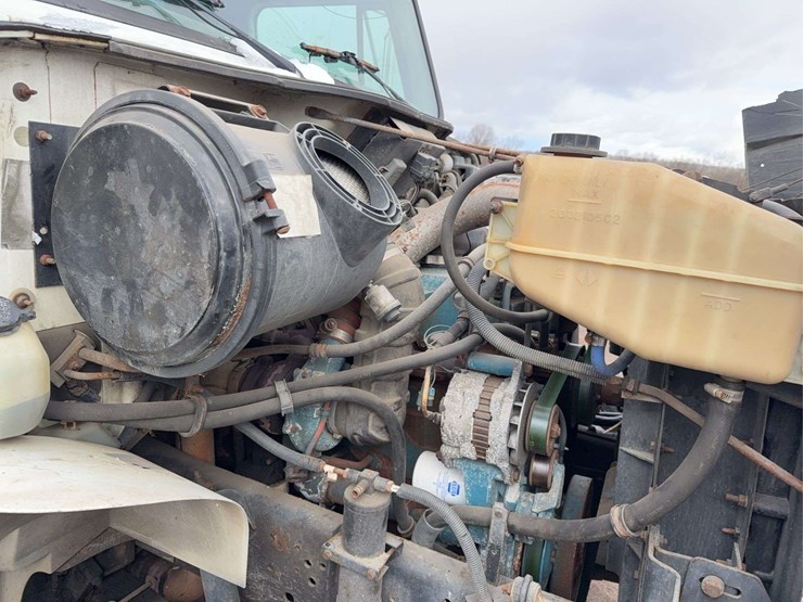 1997-international-4900-image-23