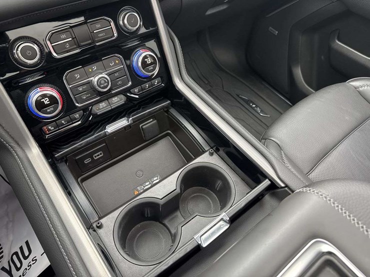 2023-gmc-yukon-denali-image-24