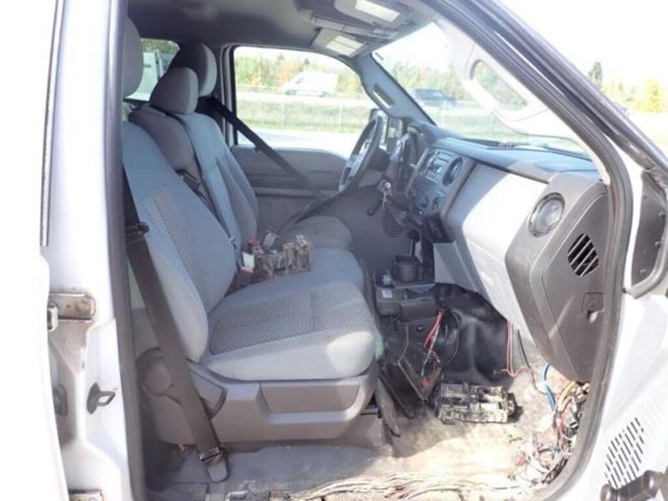 2012-ford-f250-xl-image-48