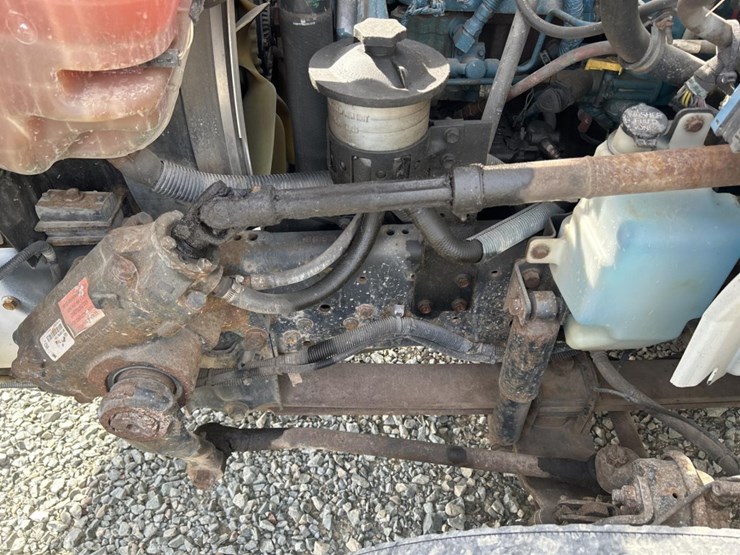 international-4000-image-78